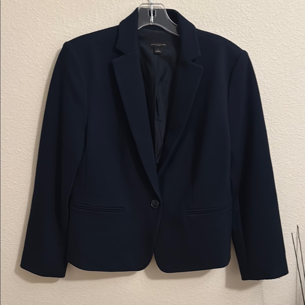 Black Tailored Blazer with Notched Lapels